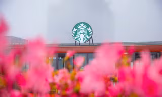  Starbucks Vietnam khai trương cửa hàng Starbucks Fansipan - Cửa hàng Starbucks cao nhất tại khu vực Châu Á 