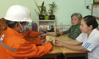 EVNHCMC công khai, minh bạch lượng điện tiêu thụ 