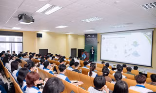 Sinh viên Bách khoa Cần Thơ tiếp cận xu hướng công trình xanh cùng Univers Tour Tiền Phong Nam