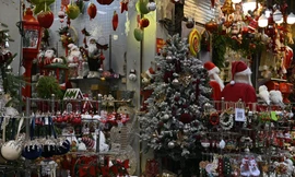 Rực rỡ sắc màu Giáng Sinh trên khắp các tuyến phố tại Hà Nội