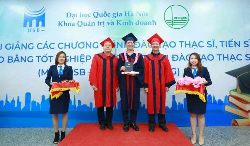 Hà Nội Dự Kiến Hỗ Trợ 15 Triệu/Tháng Cho Nghiên Cứu Sinh, Thưởng Lớn Nếu Có Bằng Sáng Chế