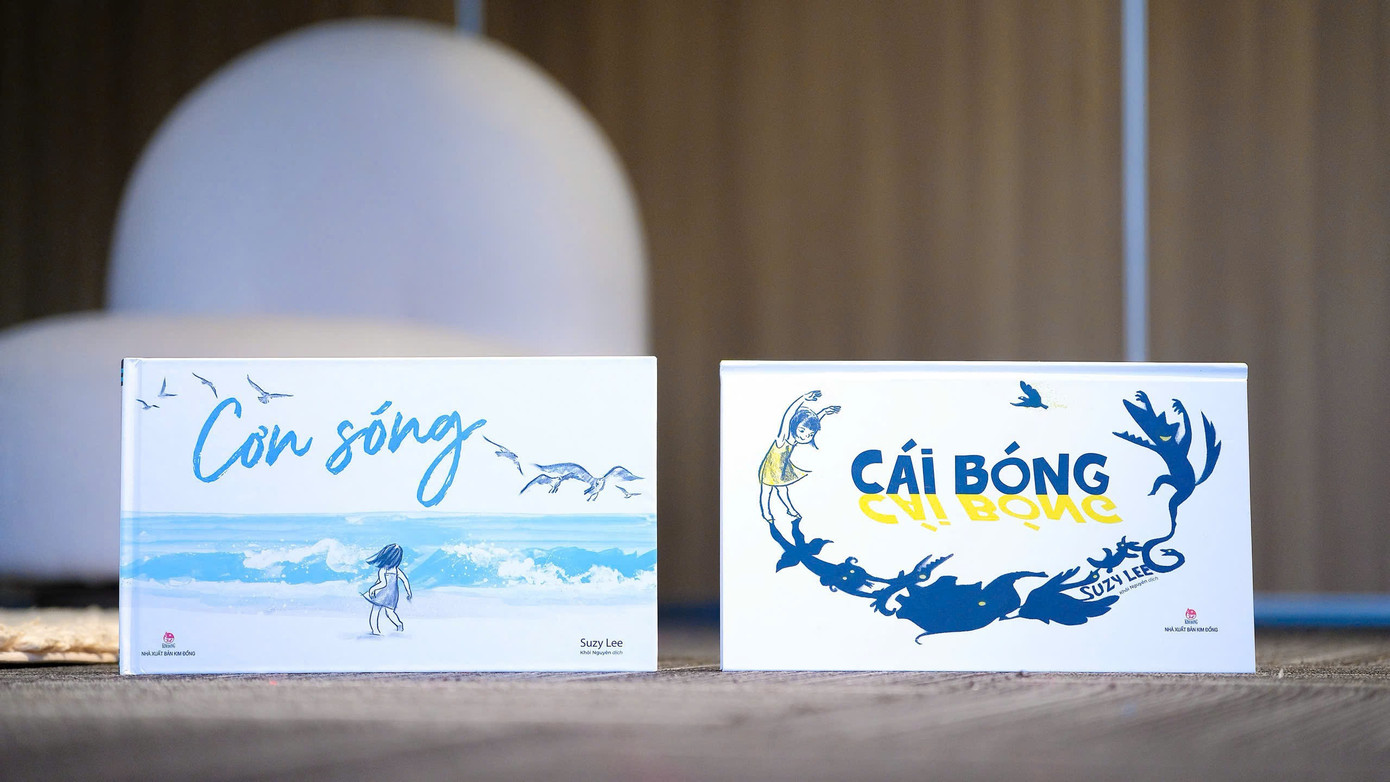 sach-tranh-khong-loi-suzy-lee-2.jpg