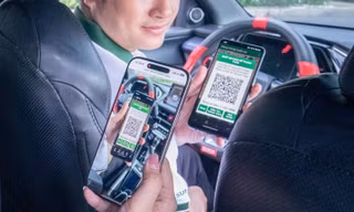 Taxi kêu khó vì phải xuất hóa đơn từng chuyến, Bộ Tài chính nói gì?