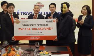 Bất ngờ về người vừa trúng Vietlott hơn 257 tỷ đồng
