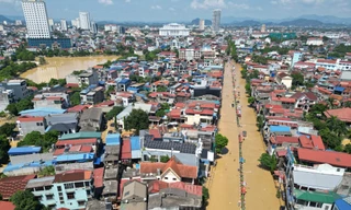 Hơn 43.000 tỷ đồng bị mưa lũ 'cuốn trôi' 