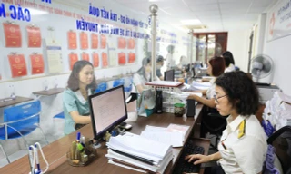 Đề xuất hỗ trợ lương cho công chức thuế