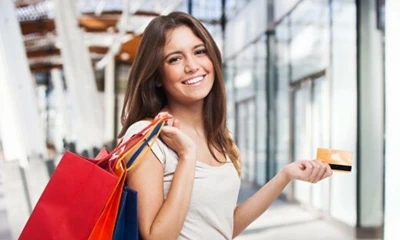Chi tiêu từ thẻ tín dụng: Giúp bạn "hời" một khoản nhưng chớ vung tay quá trán