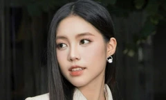 Á hậu Châu Anh, Vân Nhi trở lại trường học