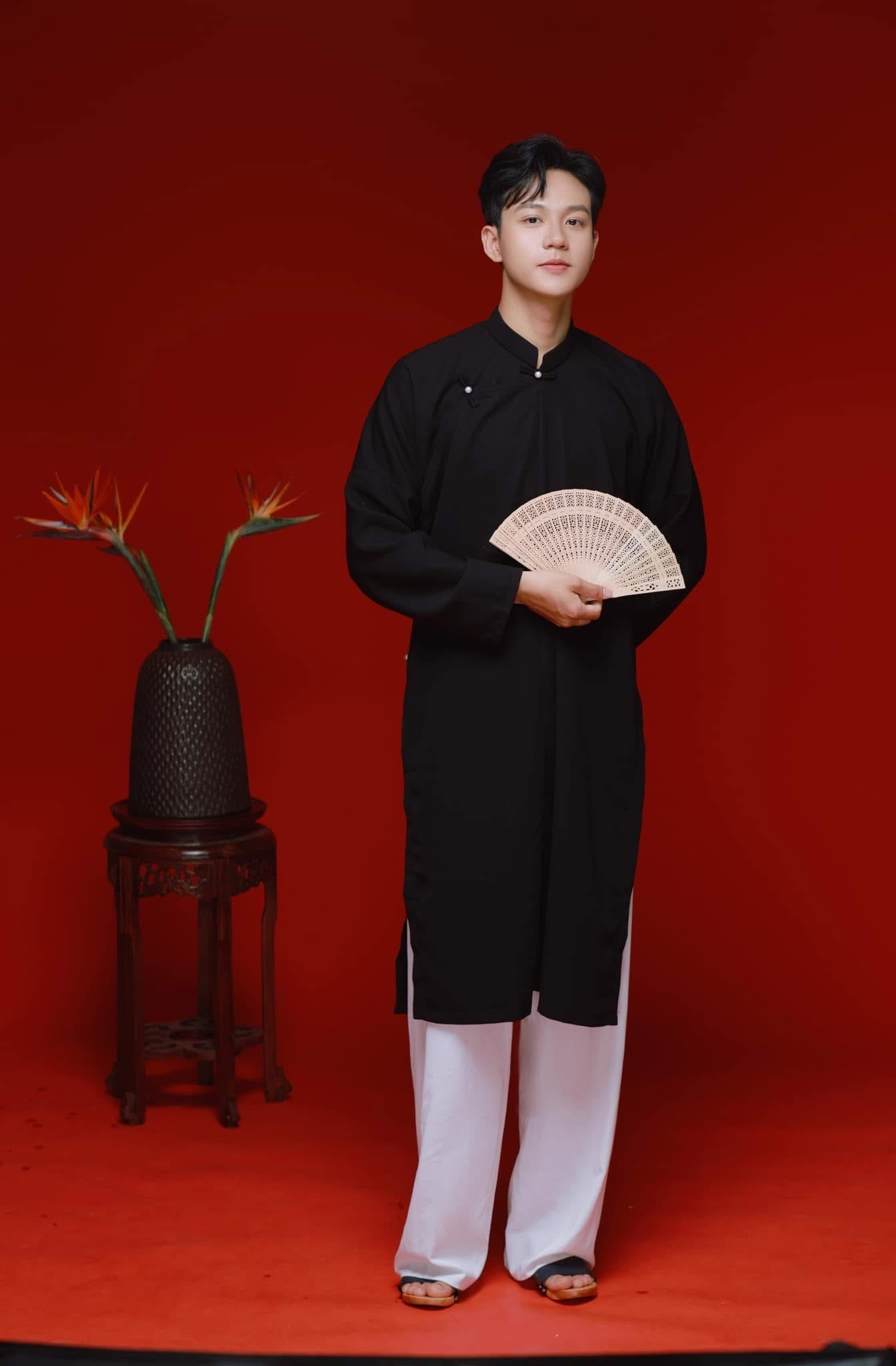 Tùng Lâm cho rằng mọi trải nghiệm đều có giá trị riêng. img-5138.jpg
