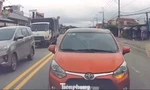 [Clip] Phẫn nộ ô tô đi ngược chiều, tài xế cố thủ không chịu nhường đường