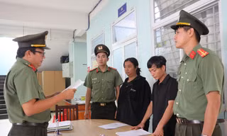Khởi tố vợ chồng chủ doanh nghiệp tổ chức cho người nước ngoài ở lại Việt Nam trái phép