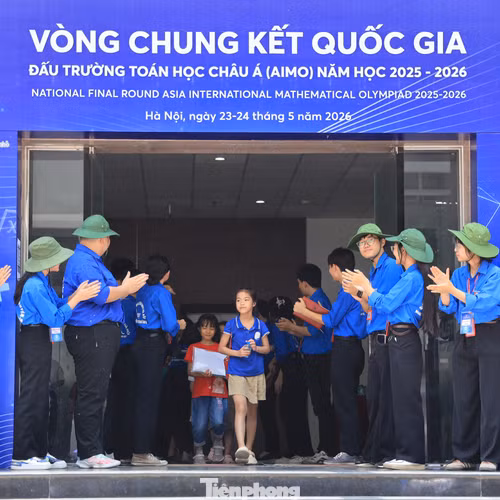 [TRỰC TIẾP] Vinh danh các 'cao thủ' giải Toán bằng tiếng Anh