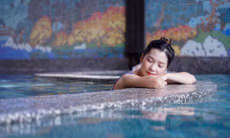 Vì sao người trẻ ngày càng cạn kiệt năng lượng?