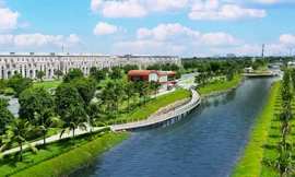 Van Phuc City đẹp lung linh trước giờ khởi tranh Giải Tiền Phong Half Marathon 