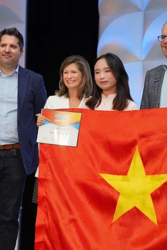 Hành trình ghi danh Top 5 thế giới của nữ sinh Hàng hải