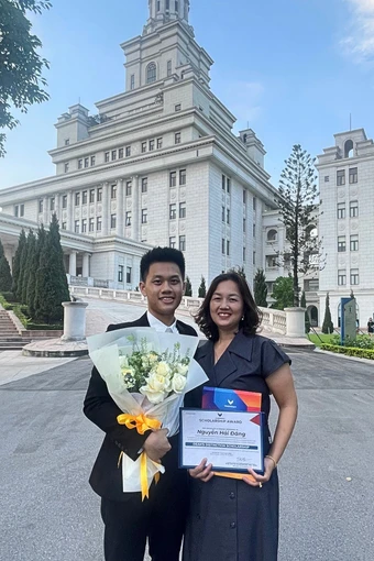 Nam sinh tài năng chinh phục học bổng hơn 20 trường đại học nước ngoài