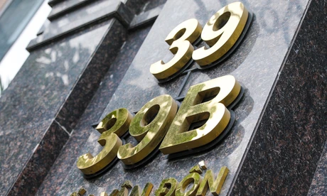 Hé lộ hai vali tiền và những cuộc ‘đi đêm’ thâu tóm đất vàng Bến Vân Đồn