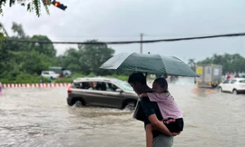 Sở GD&ĐT Hà Nội cho học sinh toàn thành phố nghỉ học ngày mai