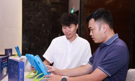 Ra mắt giải pháp công nghệ sách giáo khoa điện tử