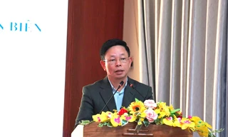 Báo Tiền Phong kết nối doanh nghiệp tặng quà Tết cho người nghèo ở Điện Biên gần 400 triệu đồng