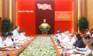 Đoàn kiểm tra, giám sát của Bộ Chính trị làm việc tại tỉnh Phú Thọ