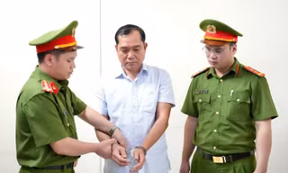 Vụ tội phạm núp bóng doanh nghiệp: Bắt Phó Chủ tịch UBND phường Phúc Yên