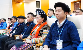 Xây dựng lớp trẻ Tuyên Quang bản lĩnh, giàu khát vọng và sống đẹp