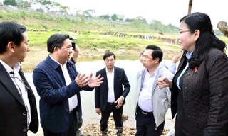 Đoàn công tác của Ủy ban Khoa học, Công nghệ và Môi trường của Quốc hội kiểm tra hiện trạng sự cố cầu Sông Lô