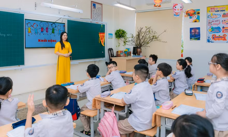 Đề xuất giảm tuổi nghỉ hưu giáo viên: Có nên áp một mốc tuổi cho tất cả?