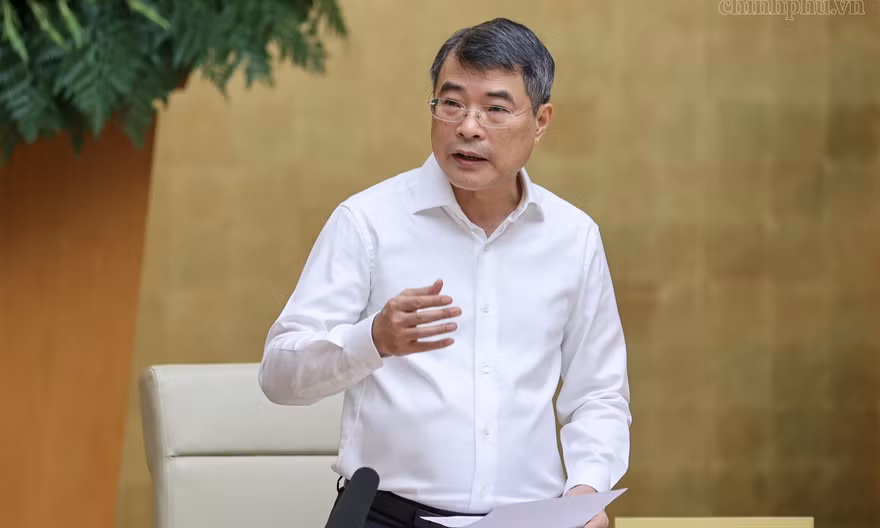 Thủ tướng thúc tiến độ hoàn thiện 11 dự án luật trình Quốc hội