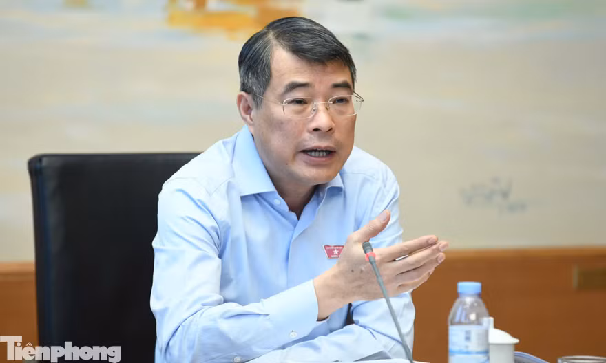 Thủ tướng: Giá thuốc, thiết bị y tế bị đẩy lên mức phi lý
