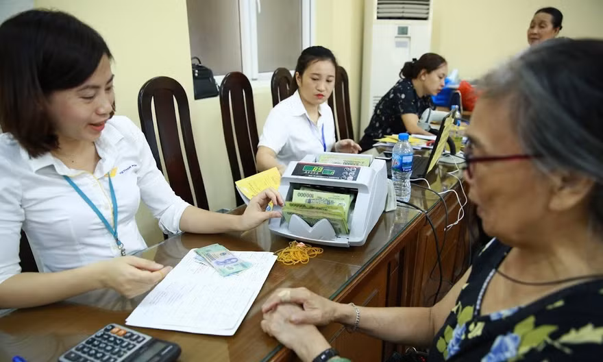 Đề xuất hạ độ tuổi hưởng trợ cấp hưu trí xã hội xuống 70 tuổi và thấp hơn