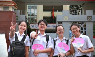 Thi tốt nghiệp THPT trên máy tính: Còn hoang mang nhưng cũng nhiều kỳ vọng