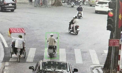Hà Nội: Camera AI phát hiện 22 tài xế vượt đèn đỏ tại một nút giao thông ngày mùng 4 Tết