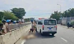 CSGT bị tông văng ra đường gãy chân khi ra hiệu lệnh dừng xe