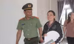 Lâm Đồng bàn giao căn nhà đầu tiên trong 'Chiến dịch Quang Trung' cho người dân 