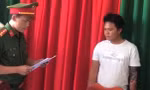 Khởi tố đối tượng tấn công công an khi bị nhắc tắt karaoke 
