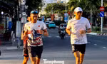 Vận động viên đánh giá cung đường Tiền Phong Marathon ‘đẹp, mát, dễ bứt tốc’