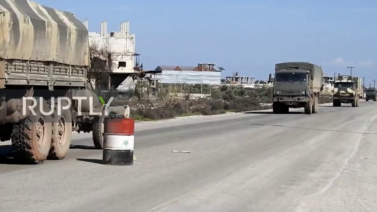 Syria triển khai loạt pháo phản lực Msta-B lên tiền tuyến Idlib ảnh 3