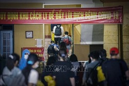 COVID-19: Hòa Bình tiếp nhận, cách ly 80 công dân từ Mỹ trở về