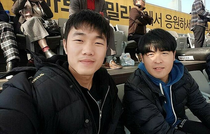 Người đứng sau hợp đồng đắt giá của HLV Park Hang Seo ảnh 2