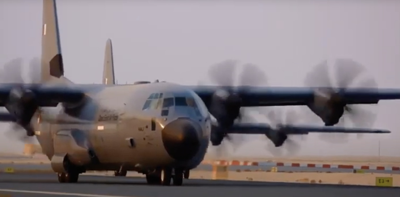 Qatar khoe sức mạnh không quân bằng cuộc diễn tập ‘voi đi bộ’ ảnh 6