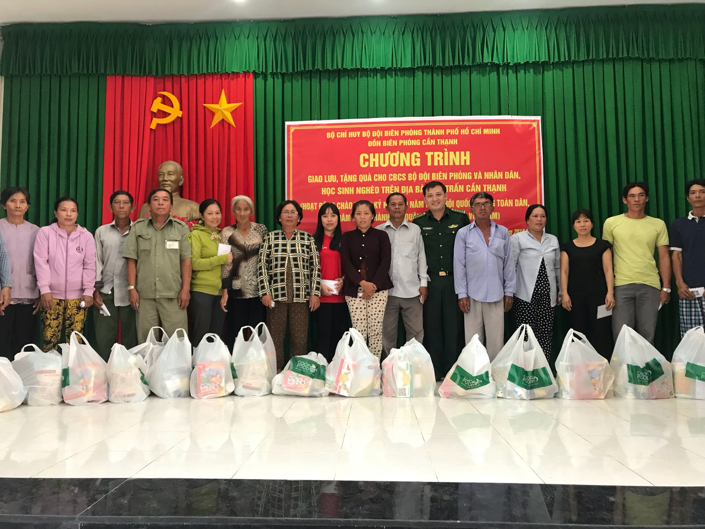 Trải nghiệm 1 ngày là chiến sỹ Biên phòng ảnh 3