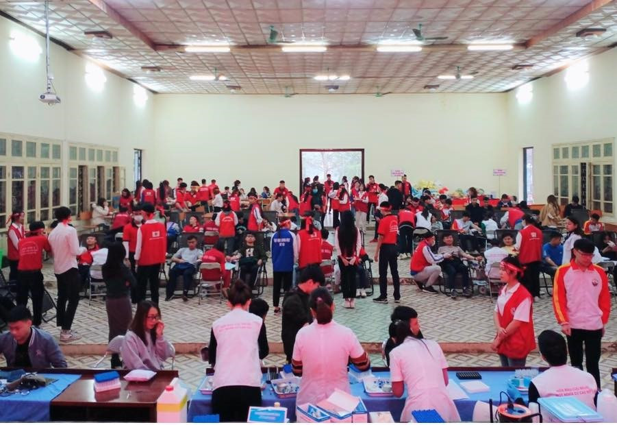 Đại học Thái Nguyên khởi động chương trình Chủ nhật Đỏ lần thứ XIII năm 2021 ảnh 2