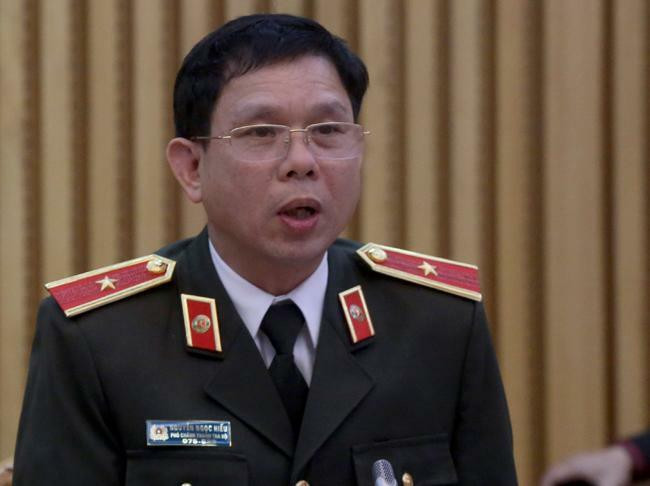 Hai trung tá CSGT Đồng Nai gọi điện can thiệp 16 xe quá tải ảnh 1