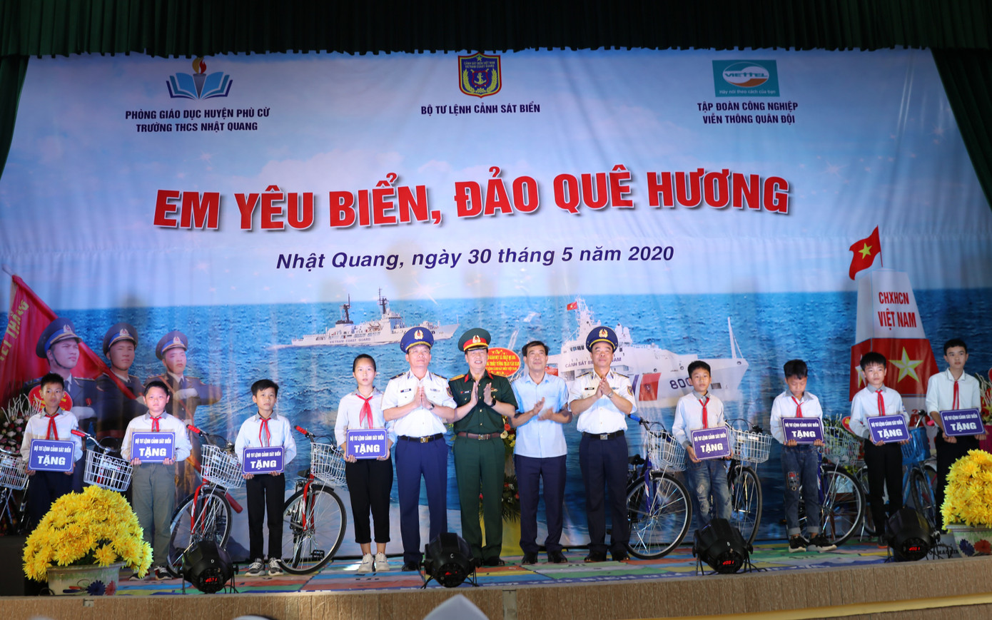 Nâng cao hiểu biết về biển, đảo Tổ quốc cho học sinh ảnh 2