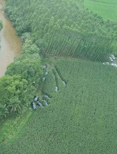 Cướp ngân hàng như trong phim ở Brazil, tiền rải đầy đường ảnh 4