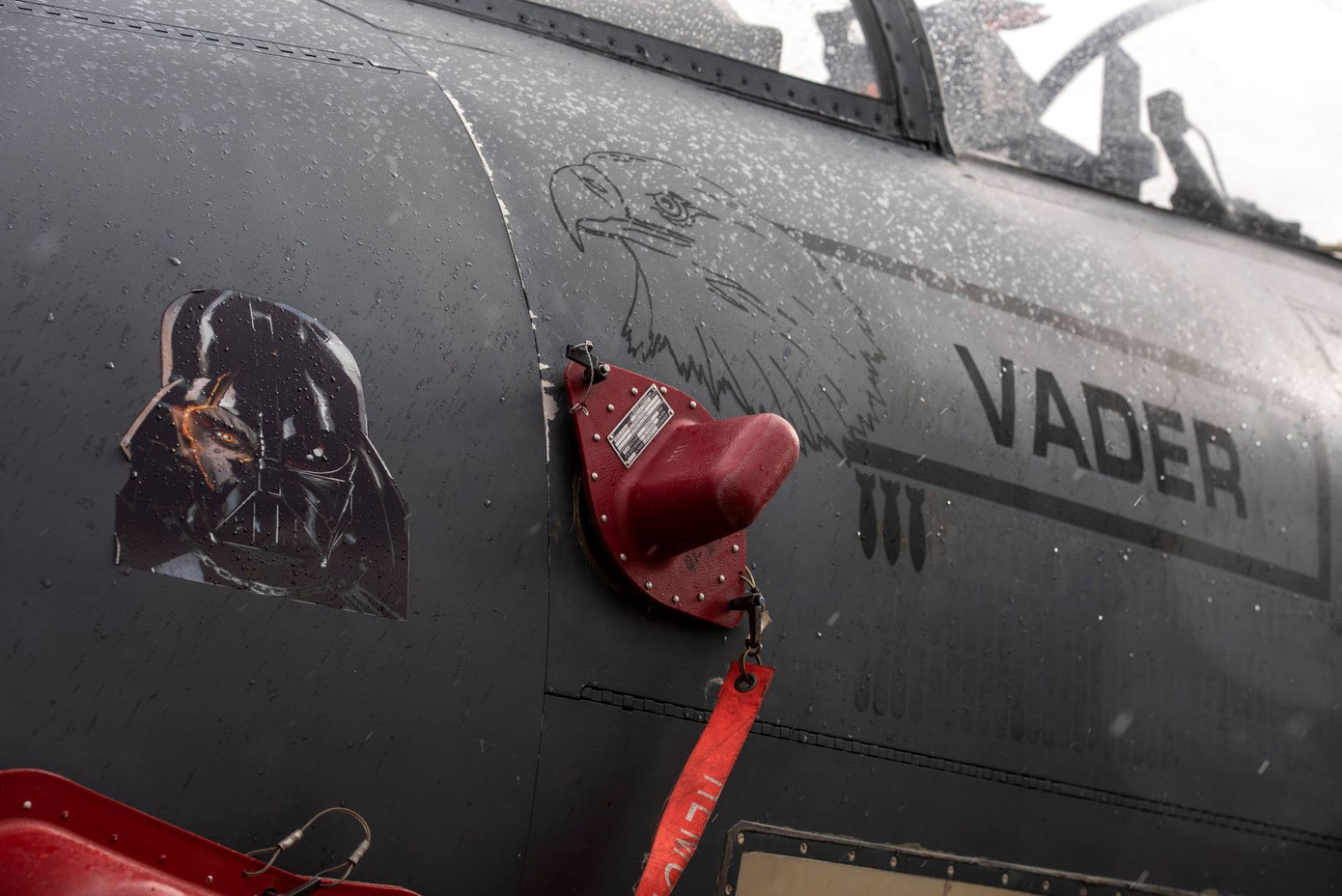 Xem dàn tiêm kích F-15E 'phiên bản Halloween' của Không quân Hoàng gia Anh ảnh 7