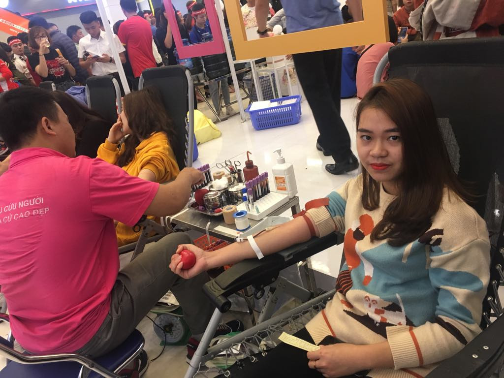 Những giọt máu hồng mang lại cho đời sự sống ảnh 19