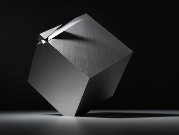 Chiếc đồng hồ biến hình cực dị giá hơn 1 tỉ đồng ảnh 1